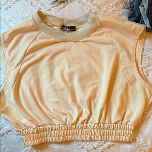 Chic Women's Cream Crop Top